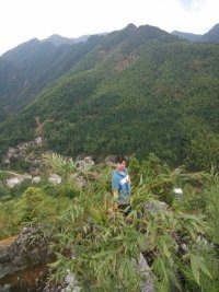 范文芳挺孕肚颁奖 吴尊求当郑惠玉亲家